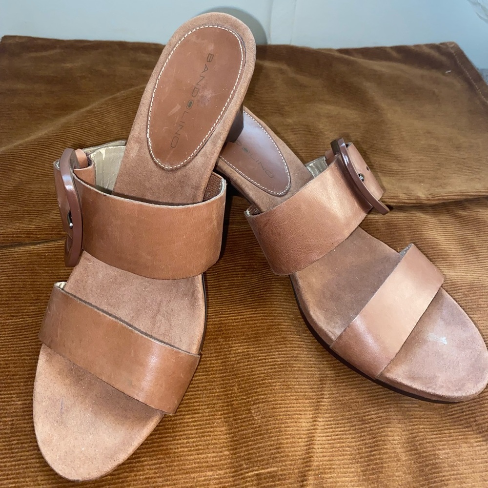 Size 7 Bandolino heels
